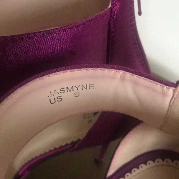 Satin Stilettos - Picture 6 of 12